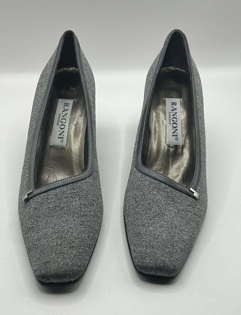 Rangoni Firenze Grey Fabric Block Heel Pumps Size 8.5 AAA